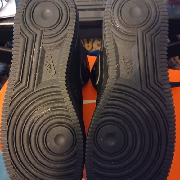 Nike AF-1 82 Mid (GS), Black/Black Big Kids 6.5Y (8 womens) - Picture 2 of 4